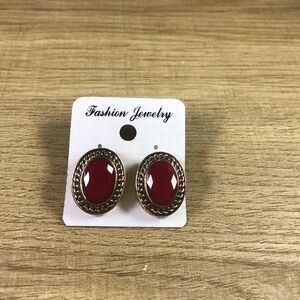 Vintage Red Oval Earrings with Gold Trim